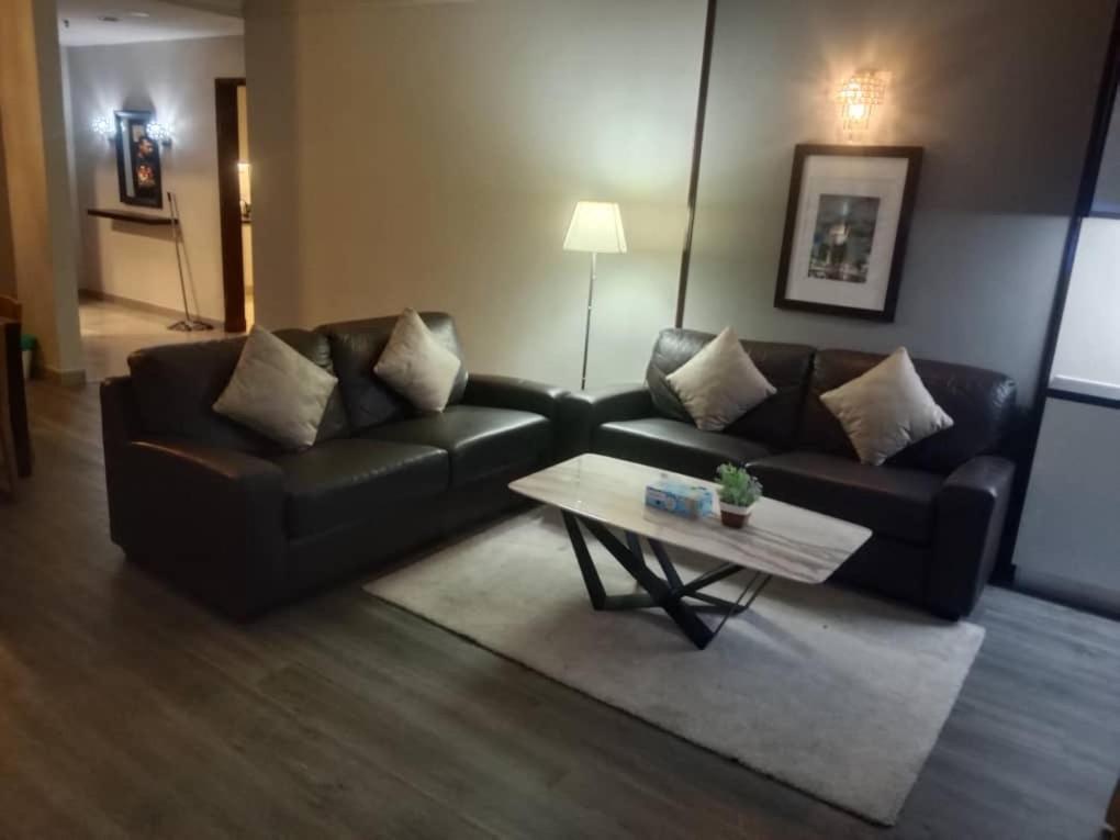 Serviced Apartments @ Times Square Куала-Лумпур Экстерьер фото